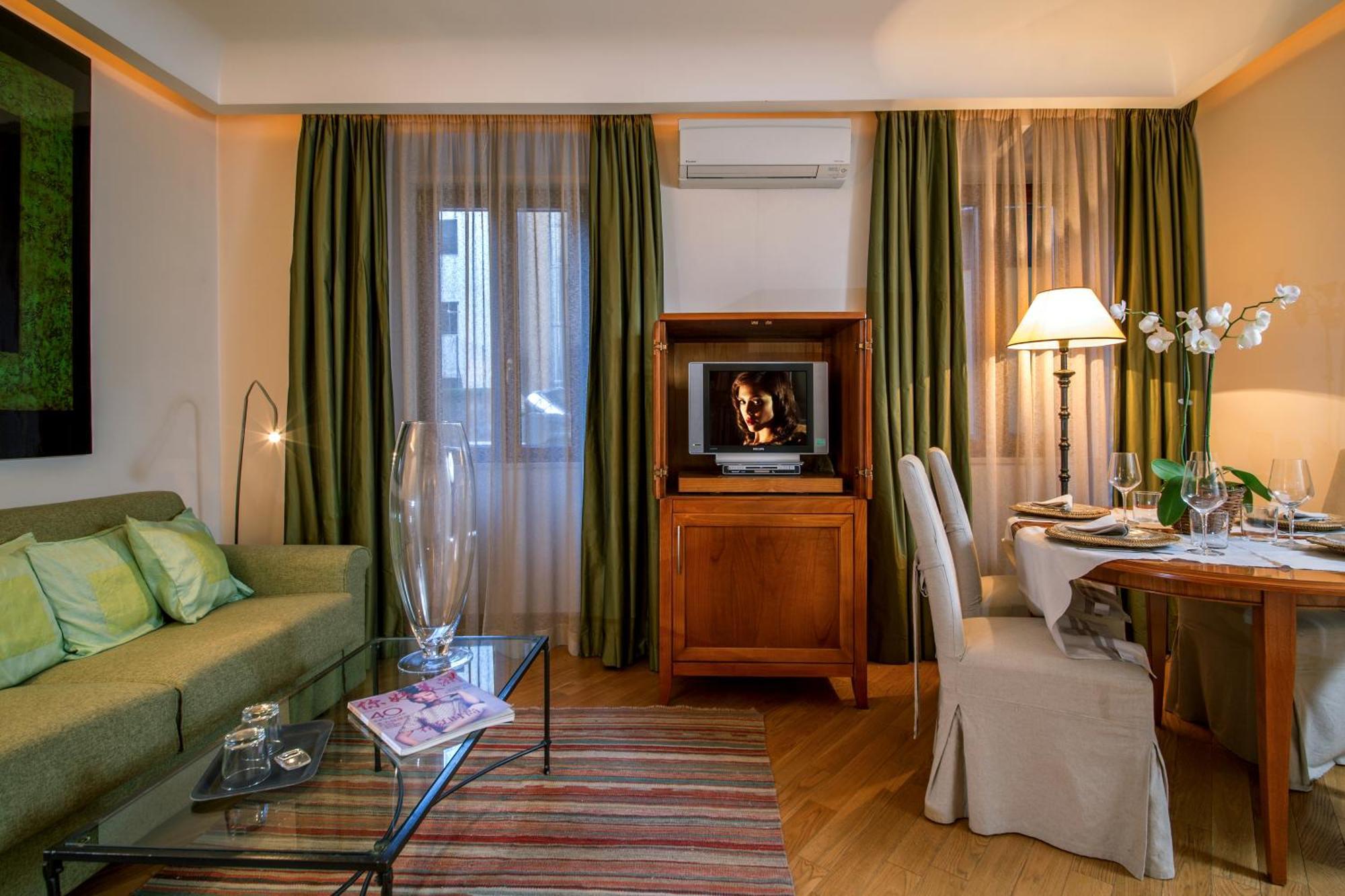 Hotel Adriano Rooftop Рим Екстер'єр фото